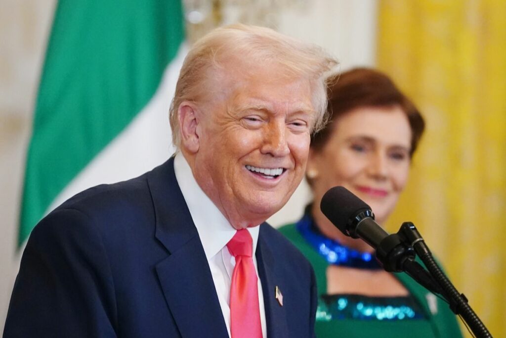Donald Trump reactiva la guerra comercial con aranceles al vino europeo.