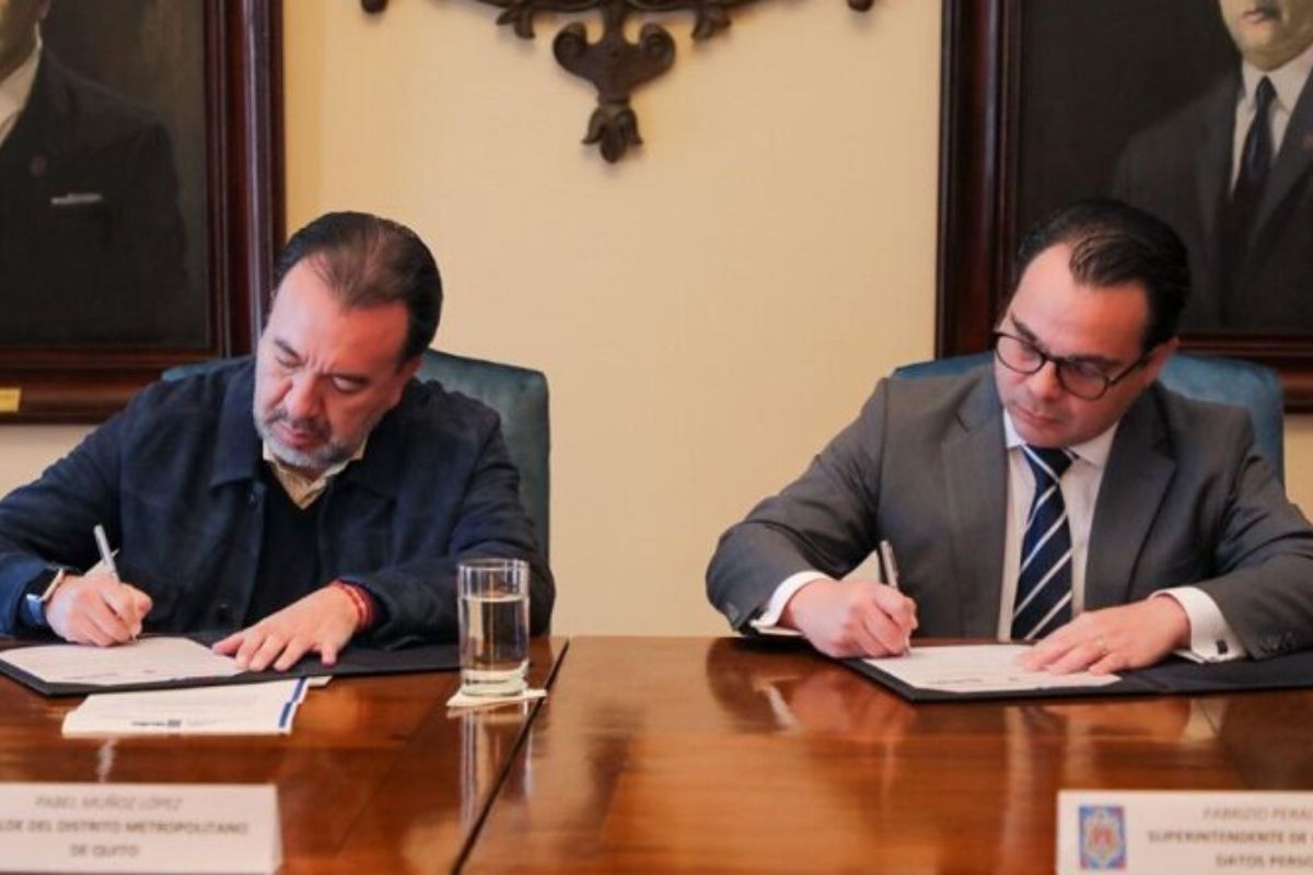 Quito firma convenio para reforzar la protección de datos personales