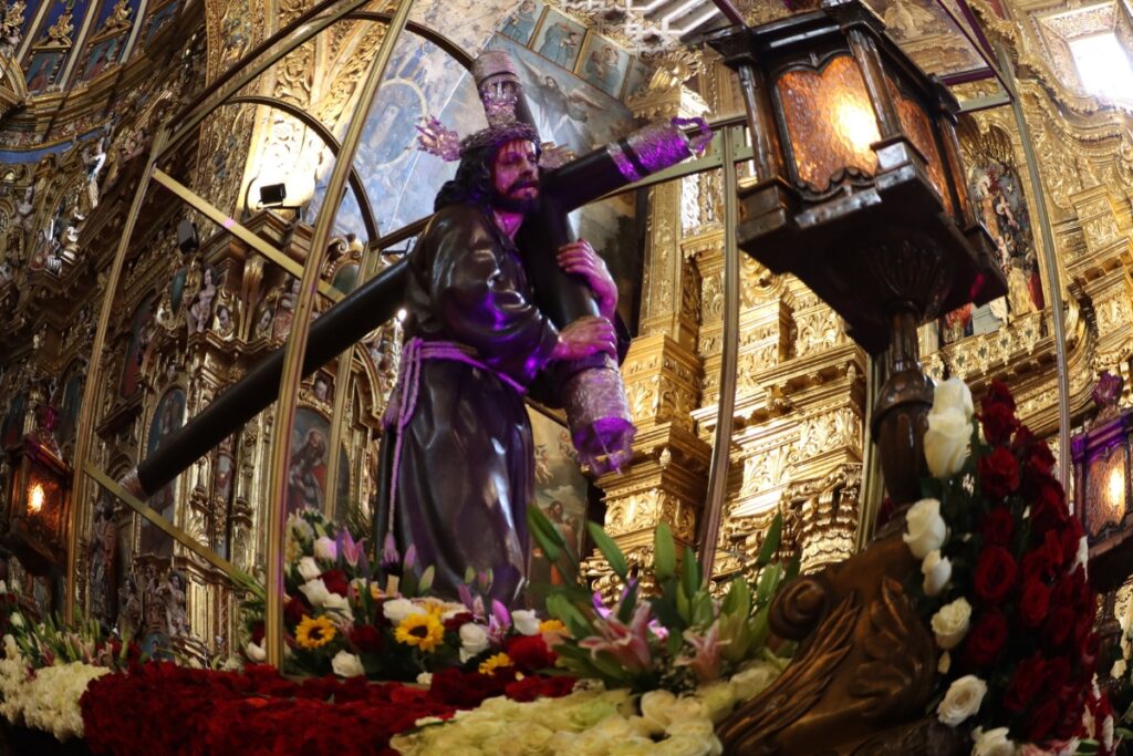 Procesión de Semana Santa o Semana Mayor, de fieles Católicos, Jesús del Gran Poder 2024.