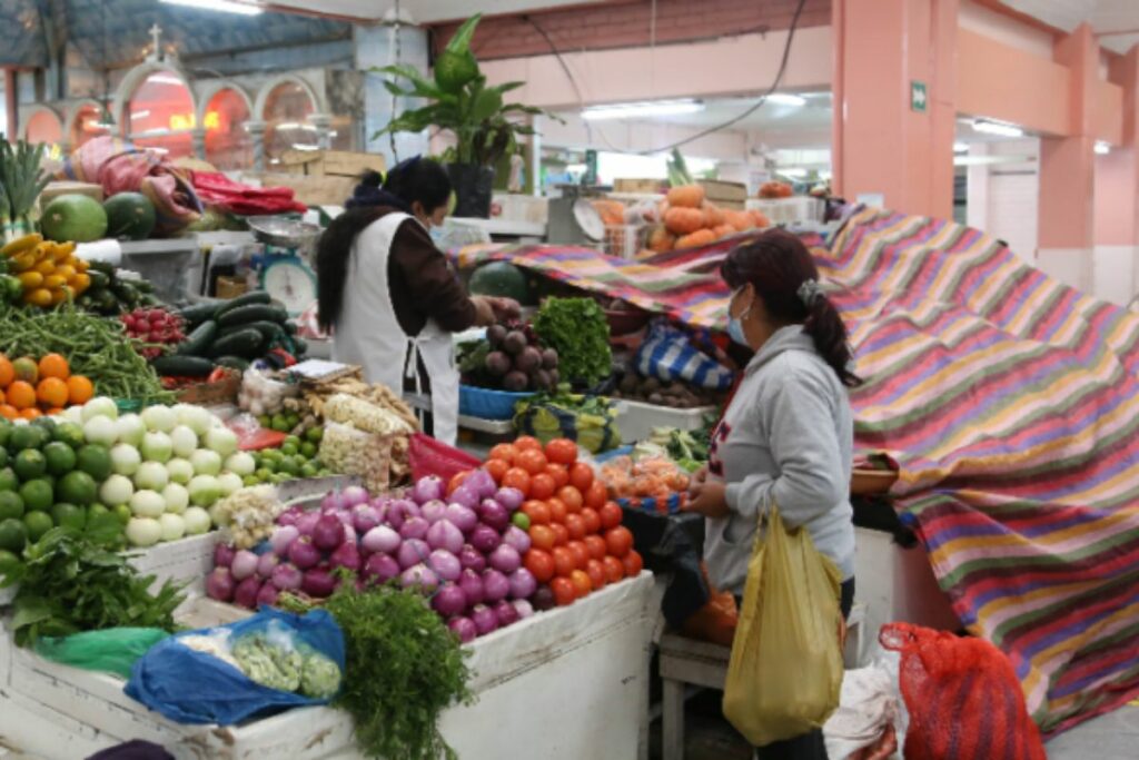 Las lluvias impactan en el precio de algunos productos en Ecuador.