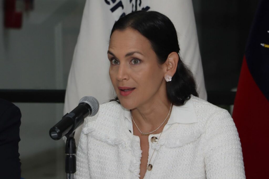 Inés Manzano, ministra de Energía y Minas, habló de sabotaje en rotura del SOTE.