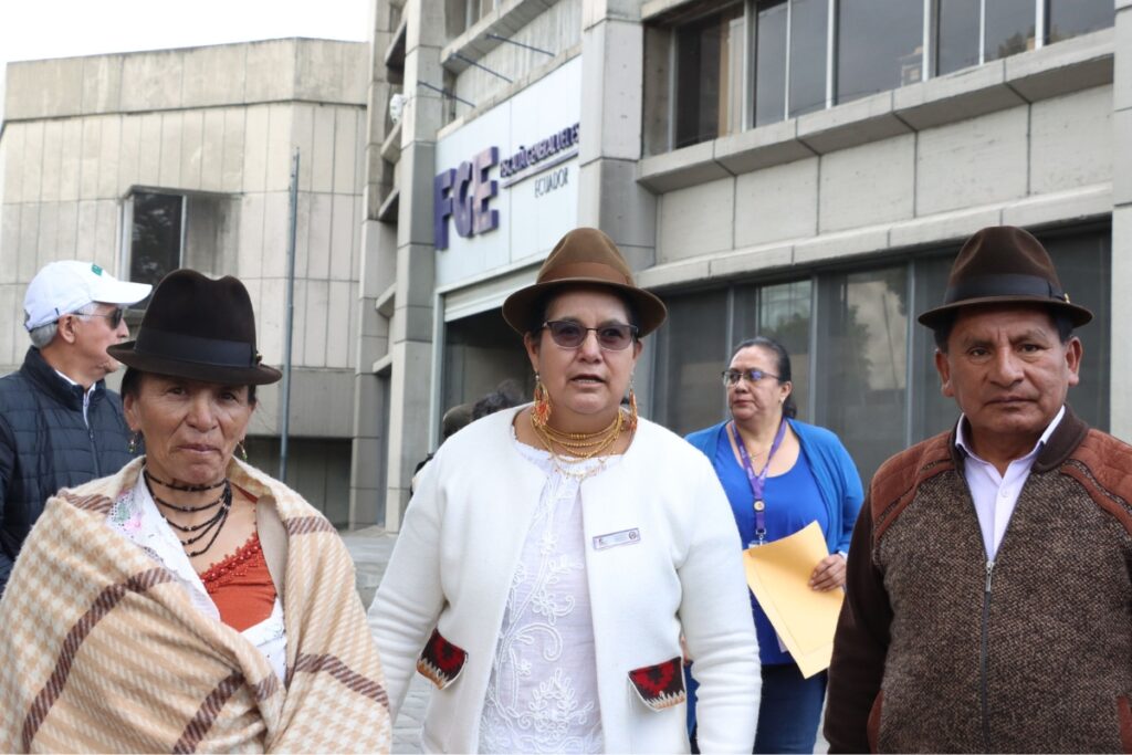 Lourdes Tibán acudió a la Fiscalía este 18 de marzo de 2025.