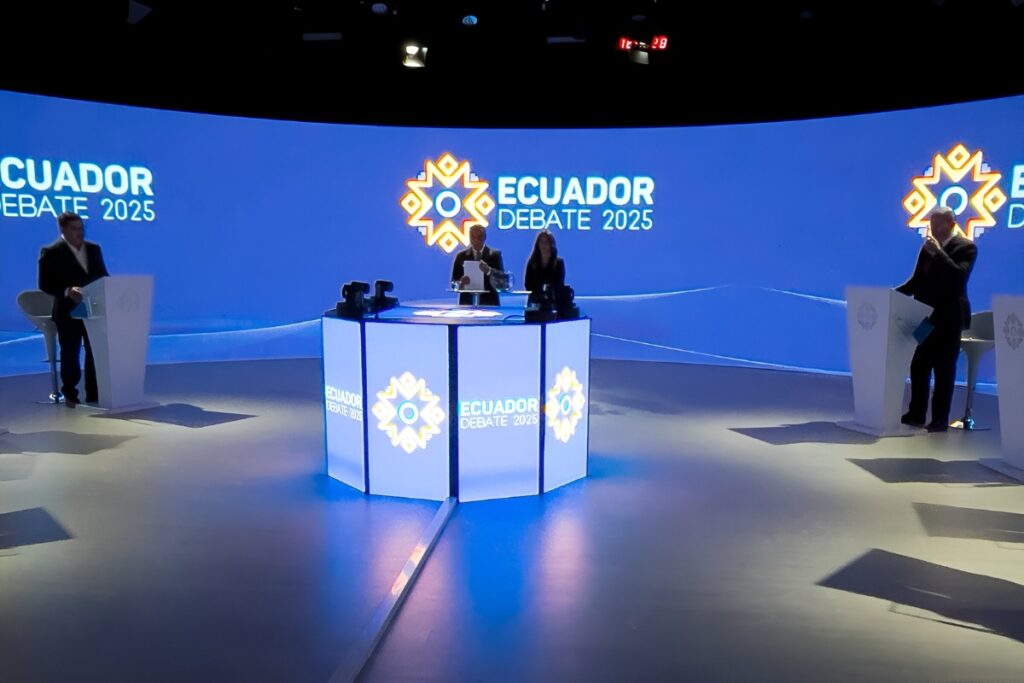 Debate presidencial el pasado 19 de enero de 2025. Daniel Noboa y Luis González se enfrentan hoy antes de la segunda vuelta.