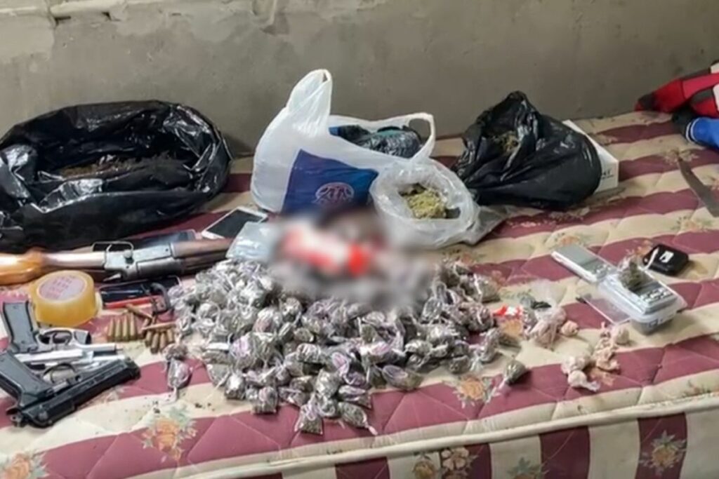 La Policía expuso la evidencia que encontraron en una vivienda en Guayaquil.