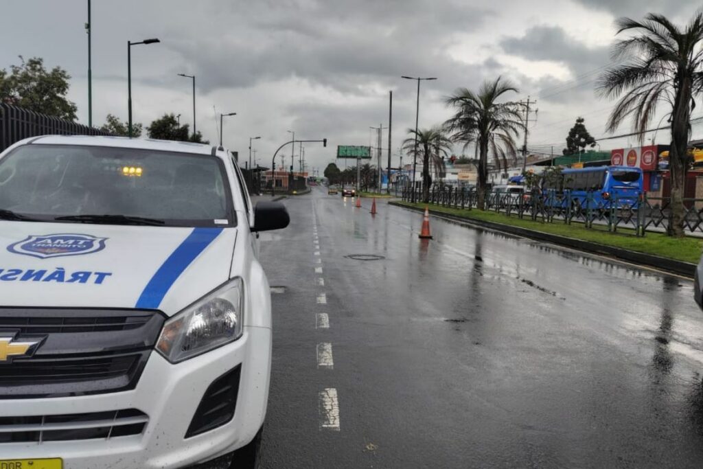 La AMT alertó sobre la presencia de lluvias en varios puntos de Quito. Foto: AMT