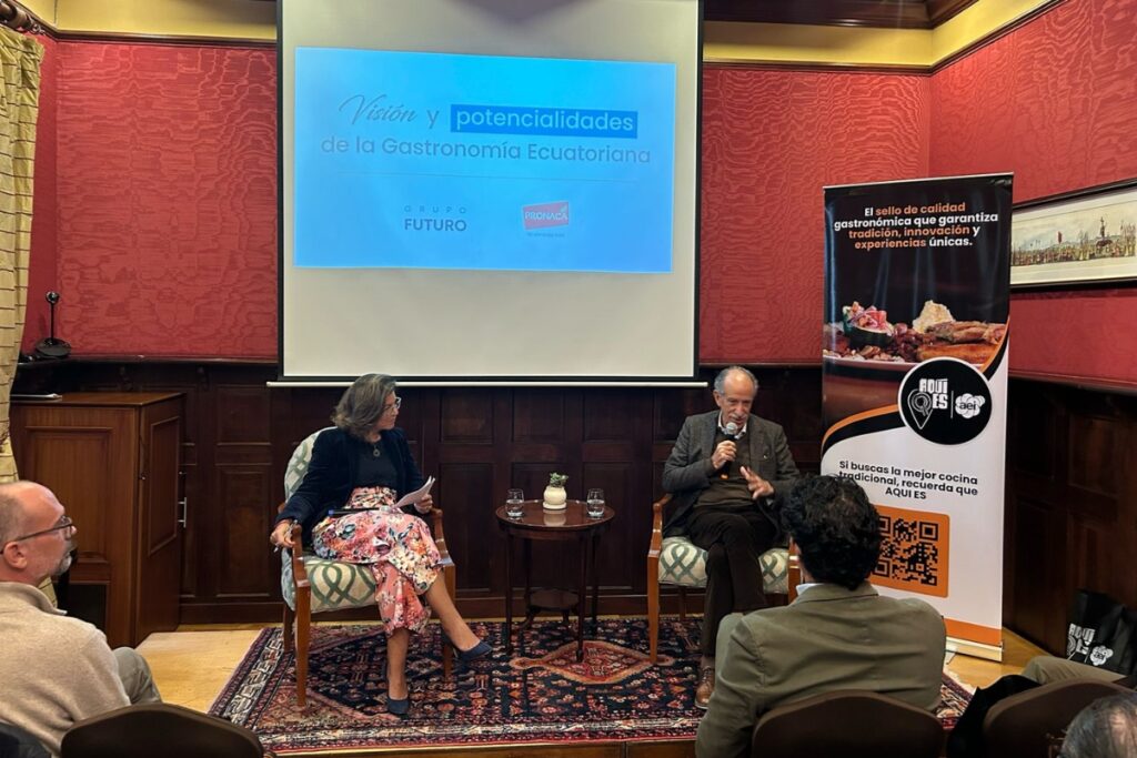 Líderes empresariales dieron consejos a los emprendedores gastronómicos de Ecuador.
