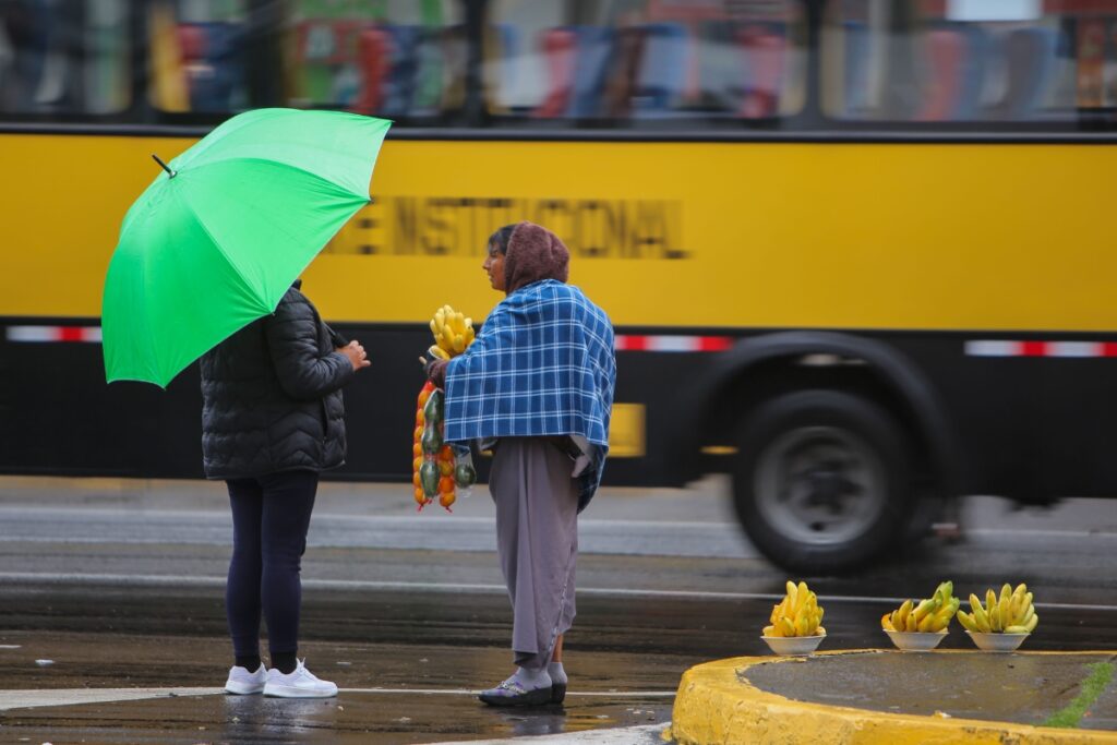 Quito amaneció con lluvia.