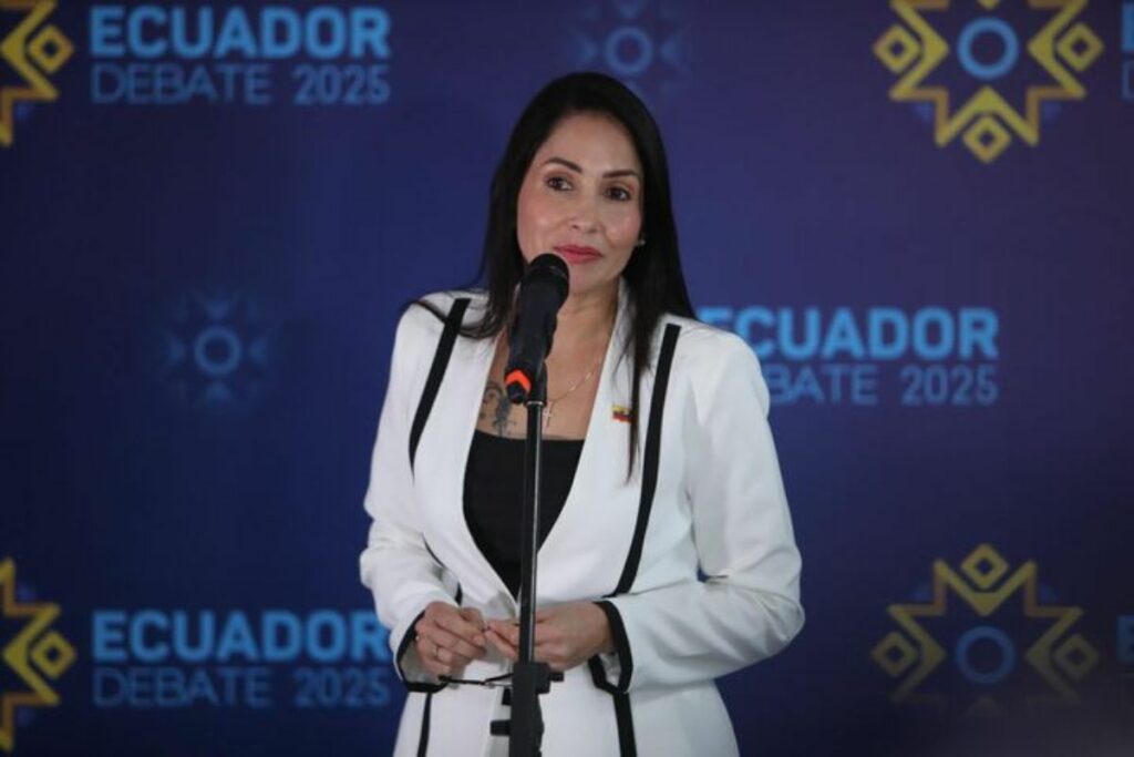 Luisa González dijo que las encuestas le dan ventaja sobre Daniel Noboa. Foto: Julio Estrella/ EL COMERCIO
