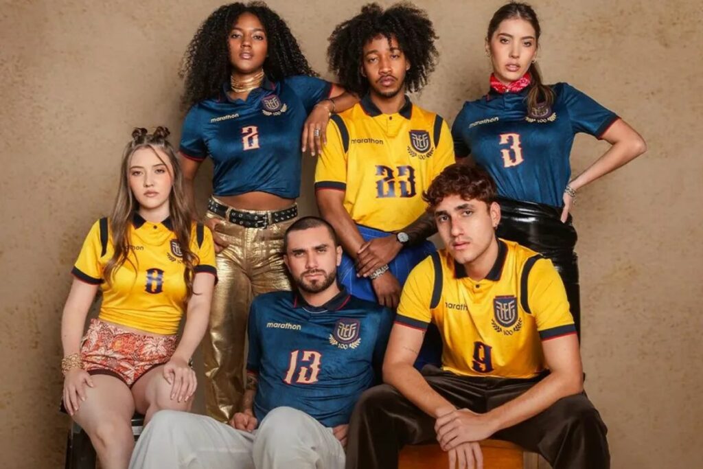 Ecuador presentó su nueva camiseta centenaria para las Eliminatorias Sudamericanas.