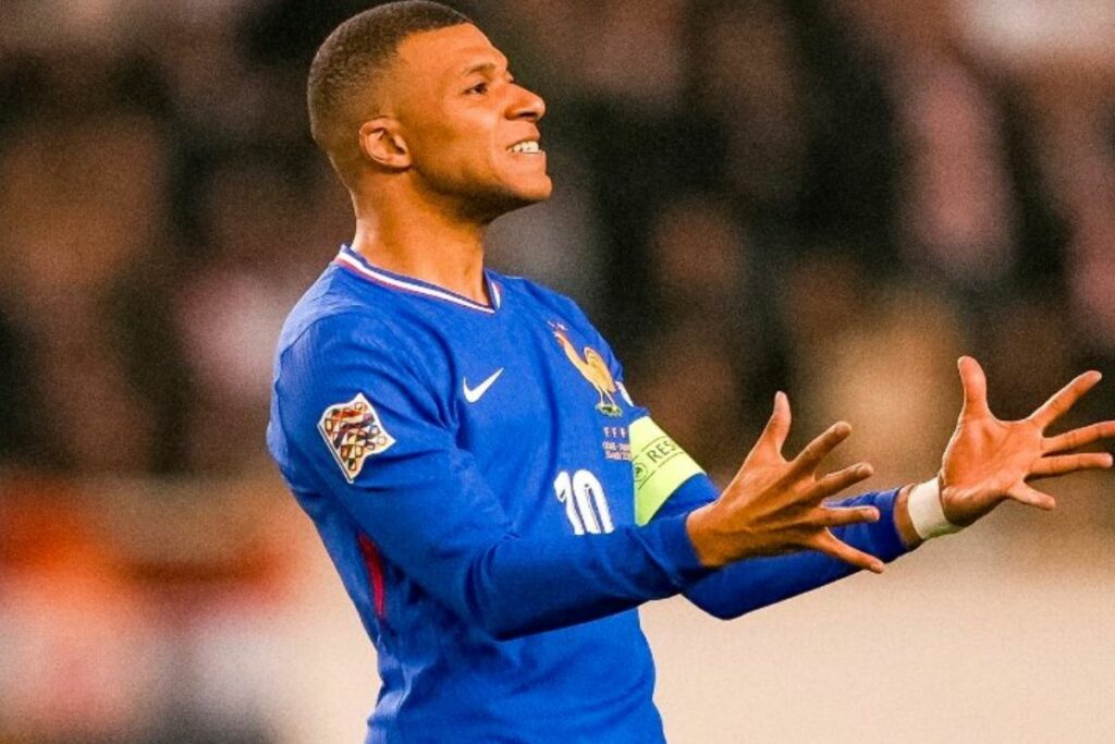Kylian Mbappé cayó en la ida de los cuartos de final de la Nations League con la Selección de Francia