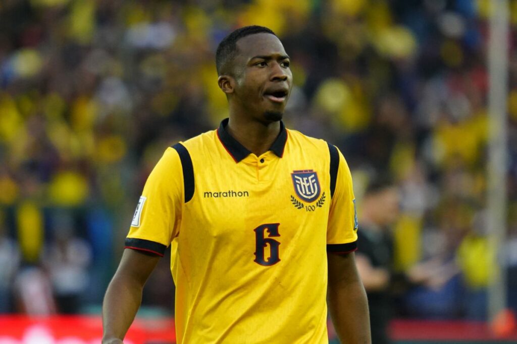 Willian Pacho es una de las figuras de la Selección de Ecuador.