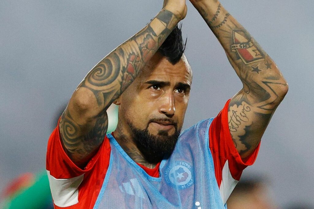 Arturo Vidal pidiendo perdón a la afición de la Selección de Chile.