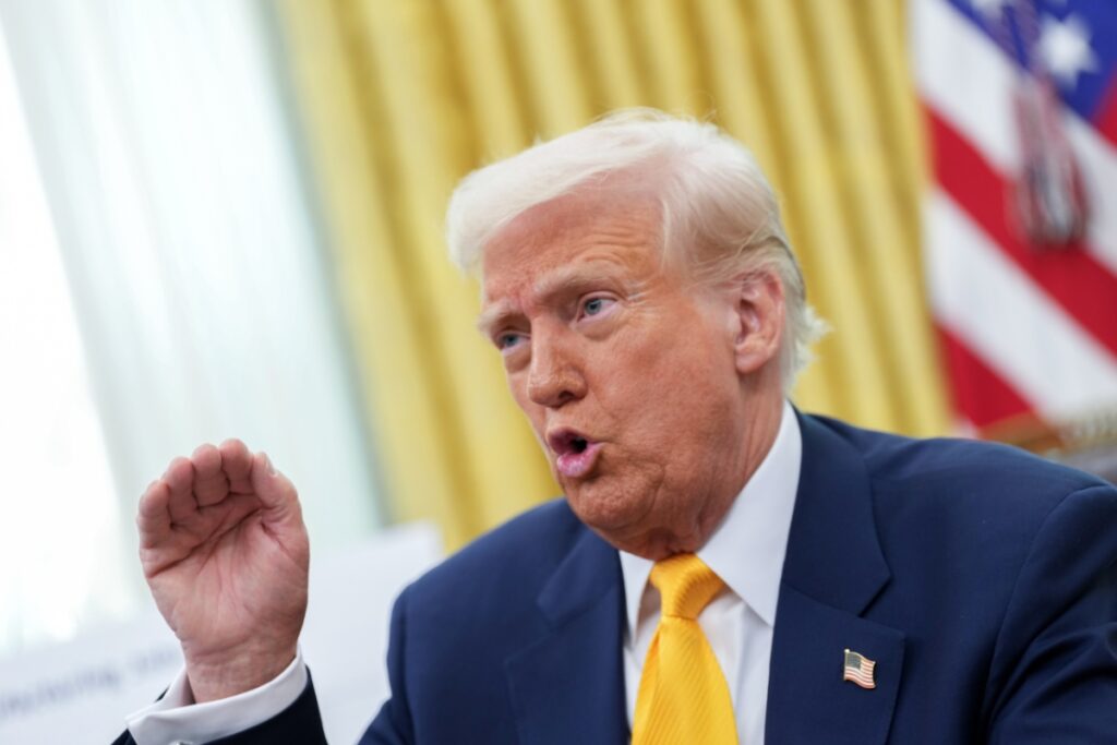 Donald Trump ordenó que se cancelen los fondos a Columbia.