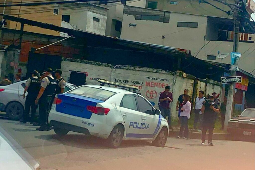 La Policía Nacional llegó al lugar en los hechos, en la calle Joaquin Orrantia, en Guayaquil.