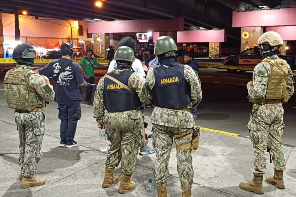 En Guayaquil se realiza casi a la medianoche de este domingo 16 de marzo de 2025 la reconstrucción de los hechos del caso Las Malvinas.