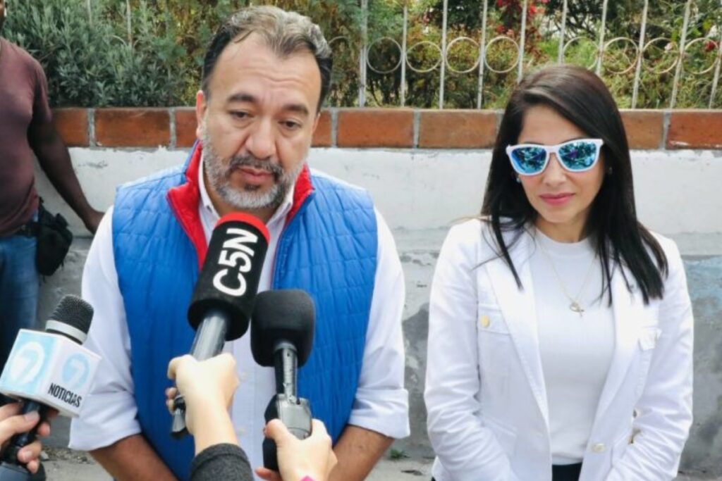 La solicitud de revocatoria del mandato contra Pabel Muñoz, alcalde de Quito, está relacionado con la candidatura de Luisa González, en 2023.