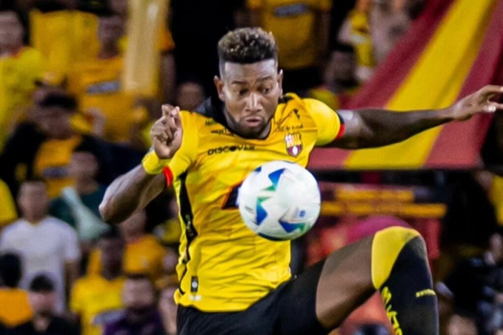 Gustavo Vallecilla, jugador de Barcelona SC en la temporada 2025.