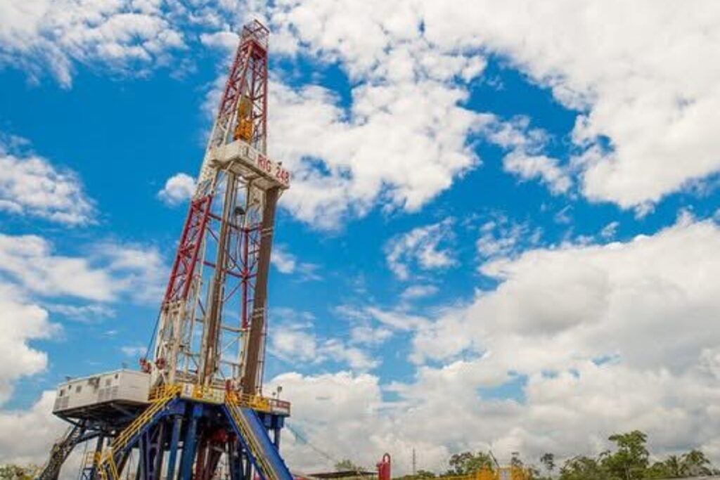 Una empresa del consorcio Sinopetrol confirmó la adjudicación del contrato de participación del campo Sacha la mañana de este lunes.