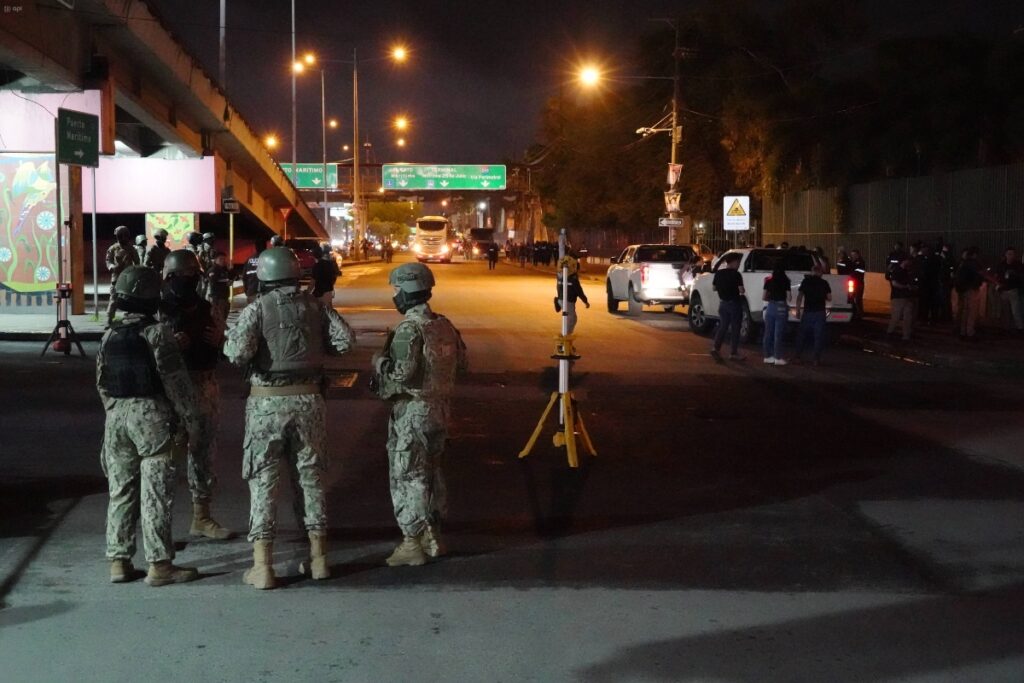 El teniente coronel de la FAE se sumaría a los 16 militares que ya son investigados en el caso Las Malvinas, si se procede con la vinculación.