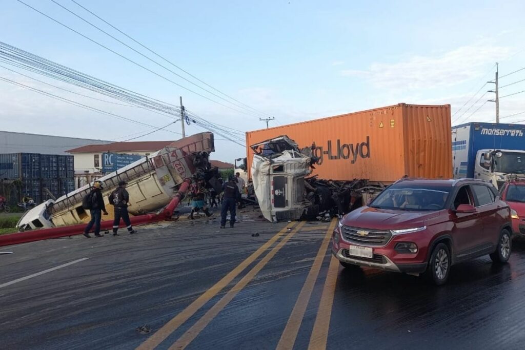 La vía Yaguachi-Durán fue cerrada temporalmente a causa del siniestro de tránsito