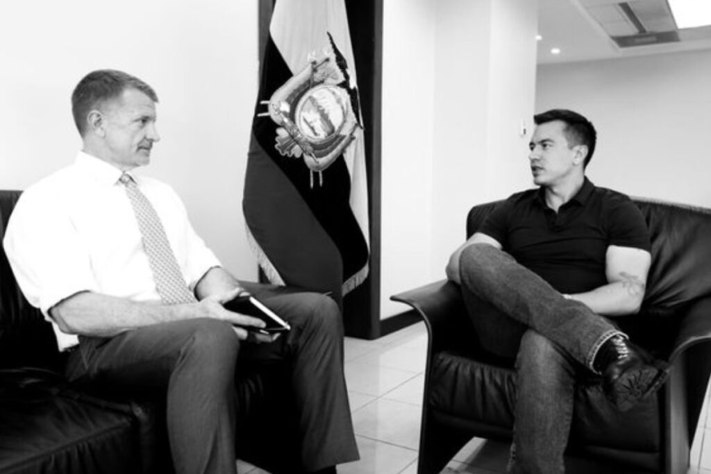 La reunión de Daniel Noboa con el fundador de Blackwater, Erik Prince.