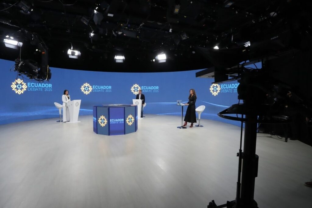 El debate entre Luisa González y Daniel Noboa se realizó el domingo 23 de marzo