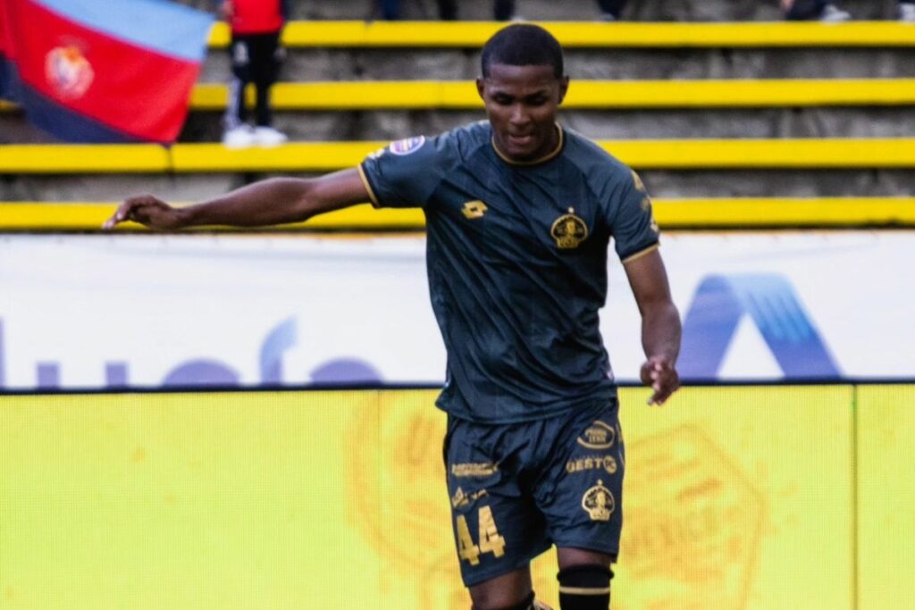 Edison Gruezo, jugador de Aucas.