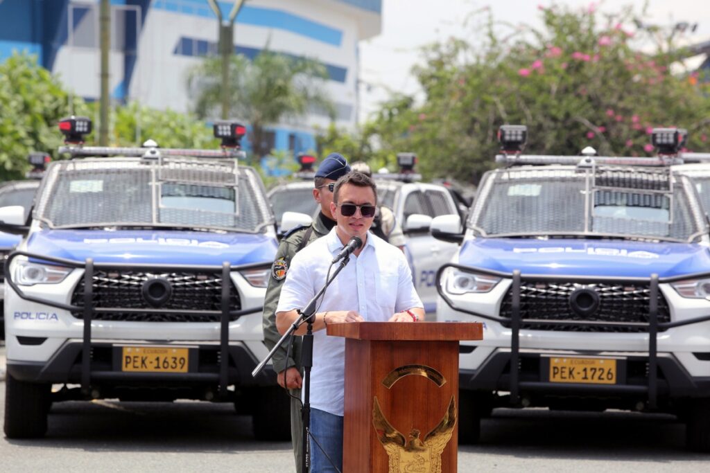 Durante la entrega de patrulleros, el presidente Daniel Noboa se refirió al crimen organizado y las elecciones.