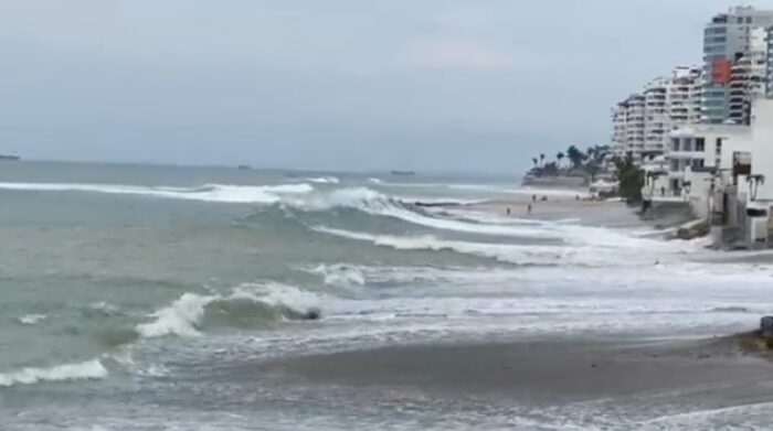 La llegada de turistas a las playas disminuyó, pese a que es temporada de vacaciones escolares en la Costa.
