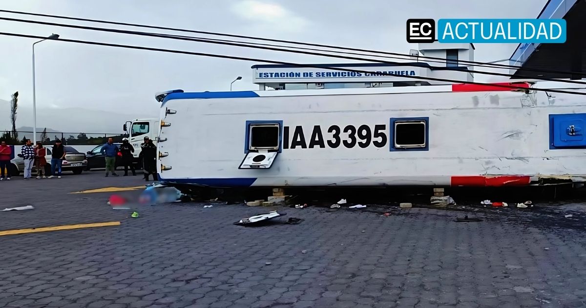 Volcamiento de bus deja tres fallecidos y 15 heridos en Otavalo - El ...