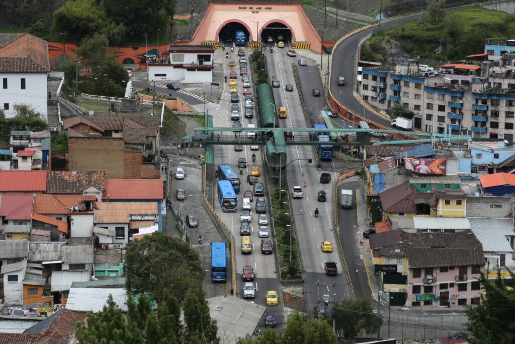 El Pico y placa está vigente en Quito.