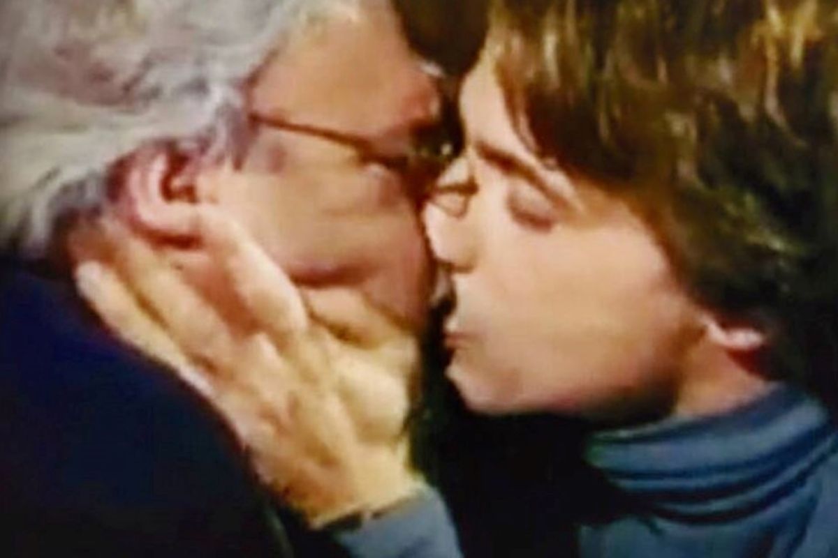 5. 🏳️‍🌈 Primer beso gay en televisión latinoamericana – Zona de riesgo (1991)