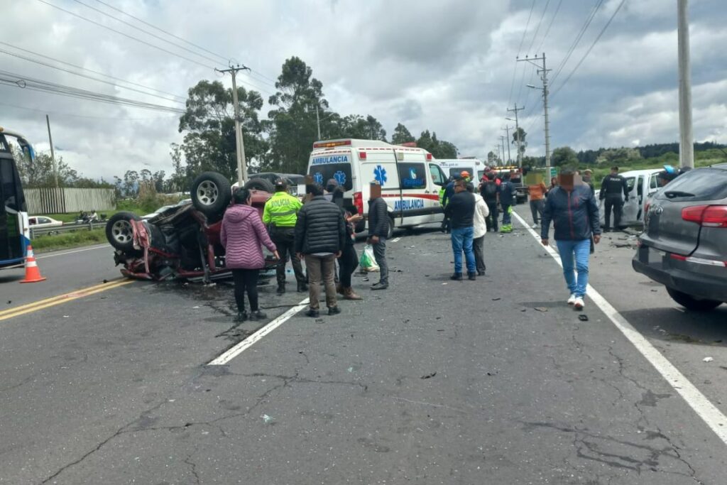 El ECU 911 atendió 92 999 siniestros de tránsito en el primer trimestre del año.