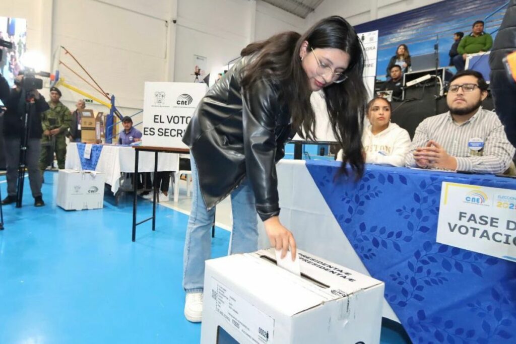 CNE realizó simulacro nacional antes de la segunda vuelta 2025.