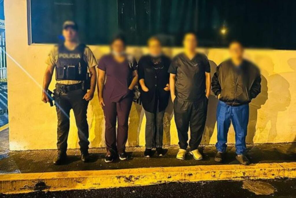 Cuatro integrantes del equipo médico están detenidos. Foto: X