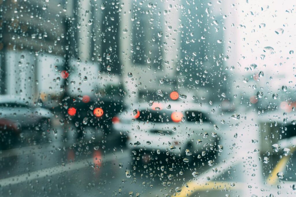 Según el Inamhi, Quito tendrá lluvias hasta el 28 de abril de 2025. Foto referencial: Pexels