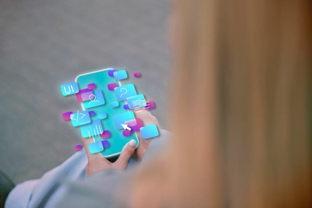 rente al crecimiento de la IA en múltiples sectores, la demanda de profesionales capacitados en inteligencia artificial está en aumento. Cortesía