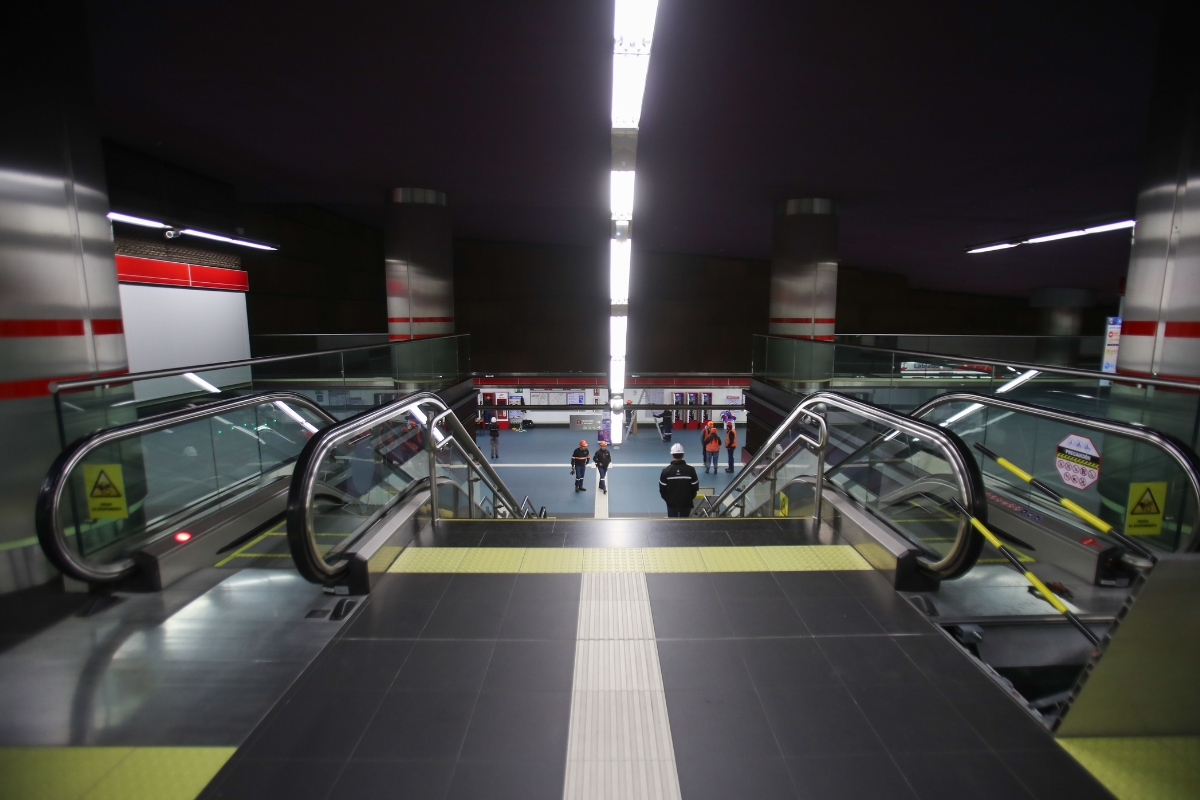 Metro de Quito cerró temporalmente estación por fuertes lluvias - El ...