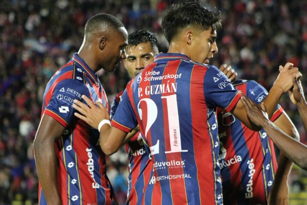 Deportivo Quito triunfo en la primera jornada de la Segunda Categoría de Pichincha 2025.