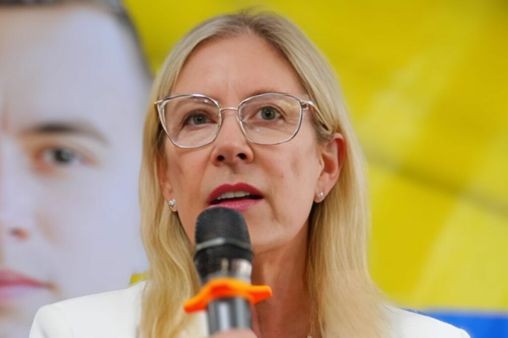 Annabella Azín lideró el listado de asambleístas de ADN