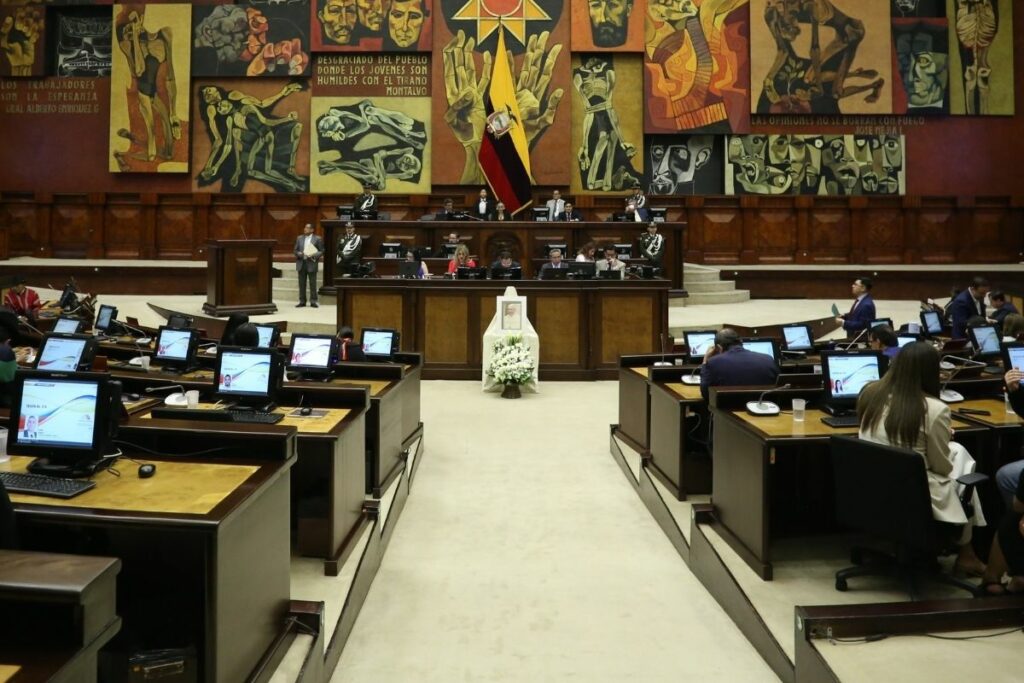 Cada asambleísta contará con una nueva laptop, que estará sujeta a un candado de seguridad