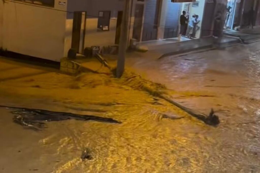 Este martes se volvieron a registrar intensas lluvias en el cantón Balsas, El Oro.