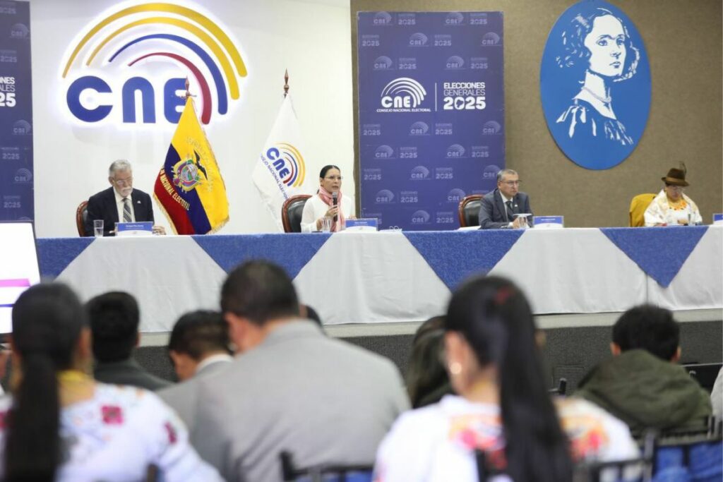 Este 24 de abril de 2025 se reinstaló la Audiencia Pública Nacional de Escrutinios de la segunda vuelta presidencial de las Elecciones. El CNE negó el reclamo de Luisa González.