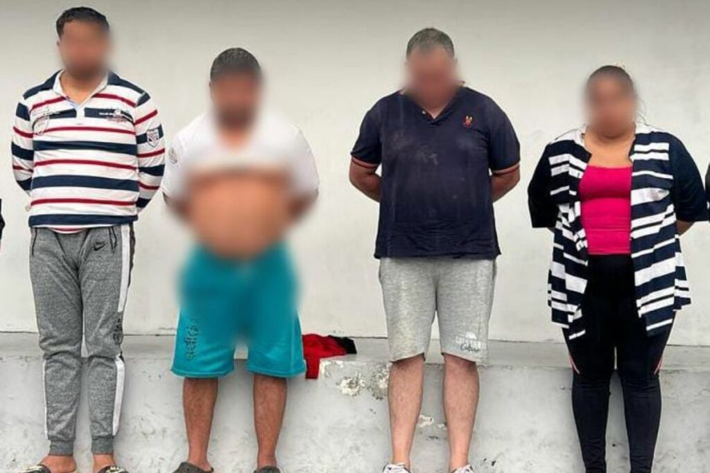 La Policía realizó múltiples allanamientos en El Carmen, tras la masacre ocurrida la noche del jueves