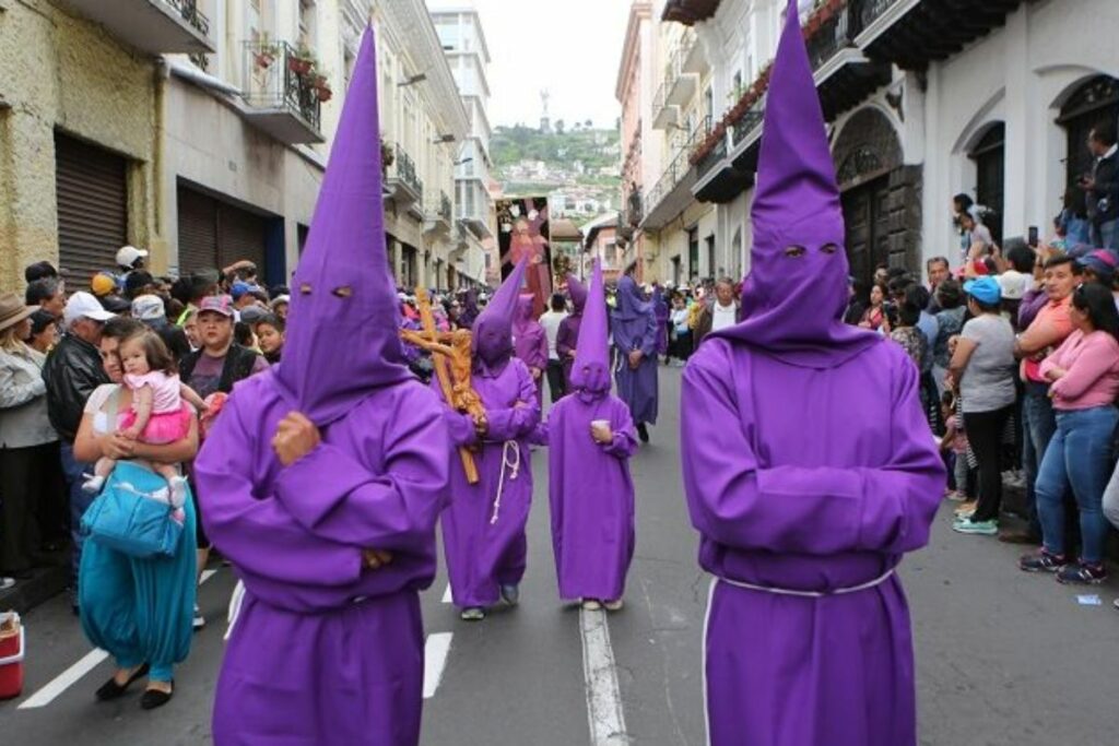 Quito cuenta con actividades que plasman la cultura y tradiciones en el feriado de Semana Santa.