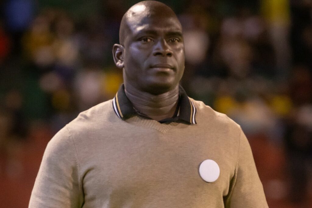 Segundo Castillo con un llamativo pin blanco que utilizó en el juego de Barcelona SC ante Macará en Ambato.
