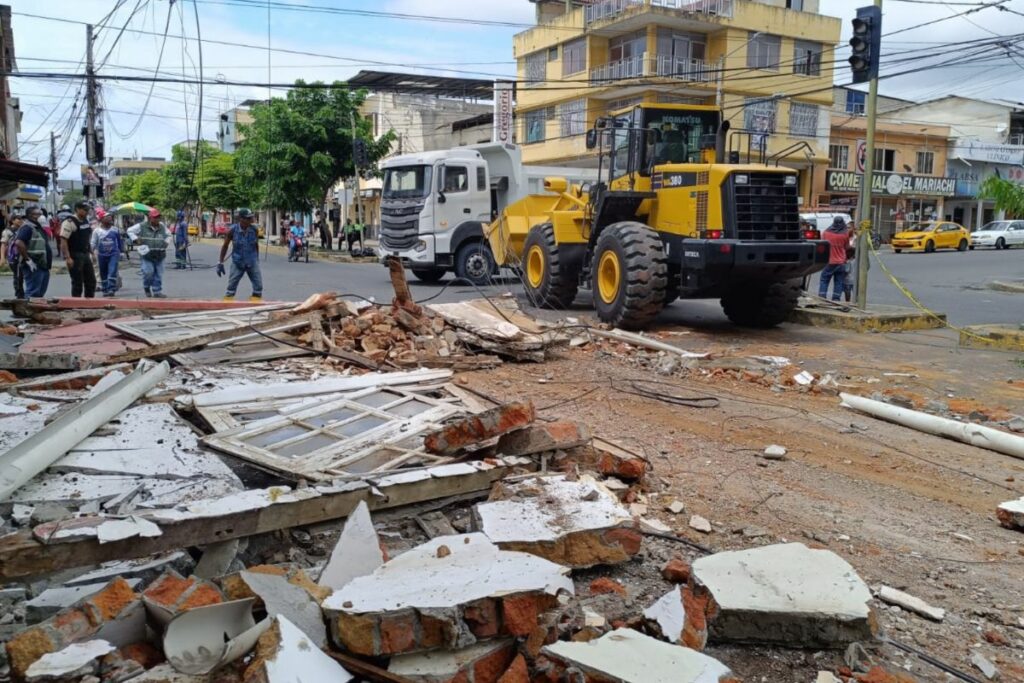 Daños estructurales dejó el sismo de 6.1 de este 25 de abril en Esmeraldas.