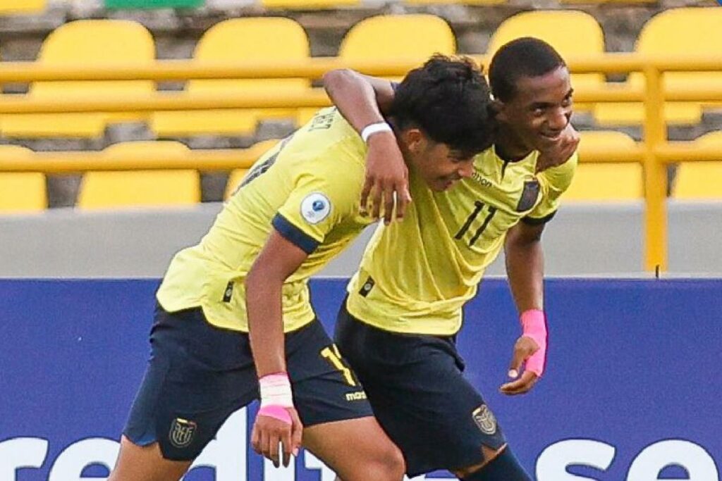 La Selección de Ecuador sub-17 juega con Brasil en el Sudamericano de la categoría el 5 de abril del 2025.