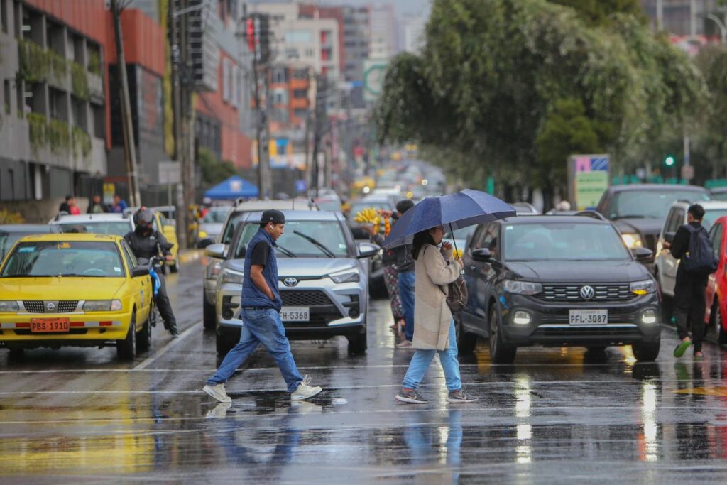 Las lluvias continúan presentes en Quito.