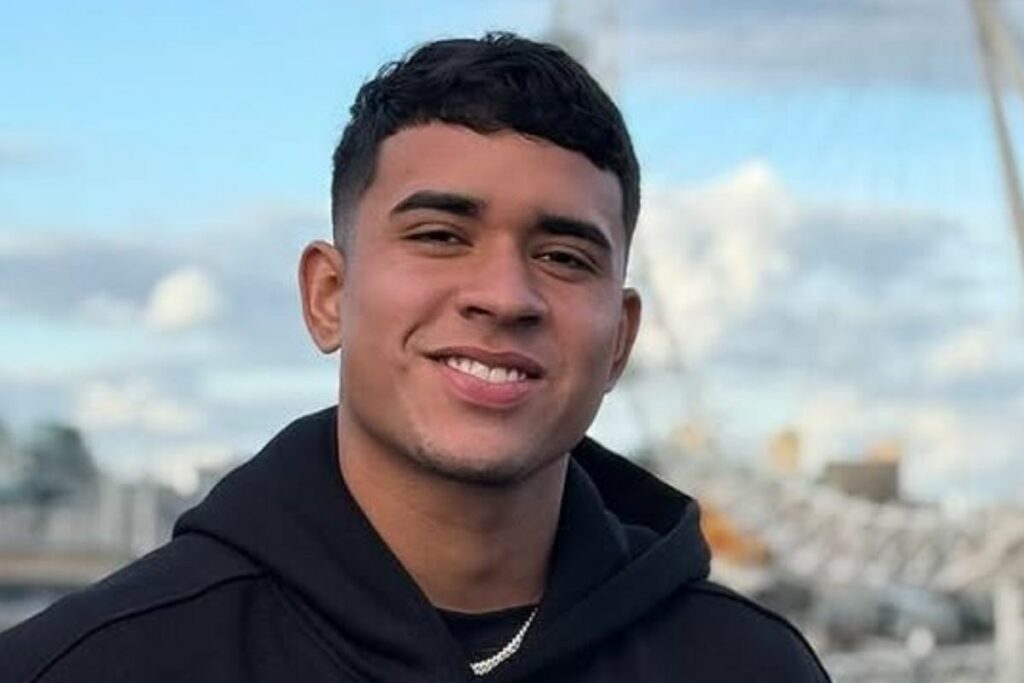Kendry Páez, jugador ecuatoriano que fue adquirido por Chelsea, se entrena con el Racing Club de Estrasburgo de Francia.